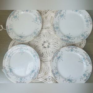 W Dalton Imperial China Seville
5303 White Blue Flowers 6.5"
Bread Plates